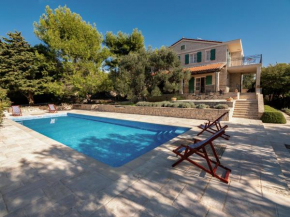 Holiday house with a swimming pool Lun, Pag - 18321
